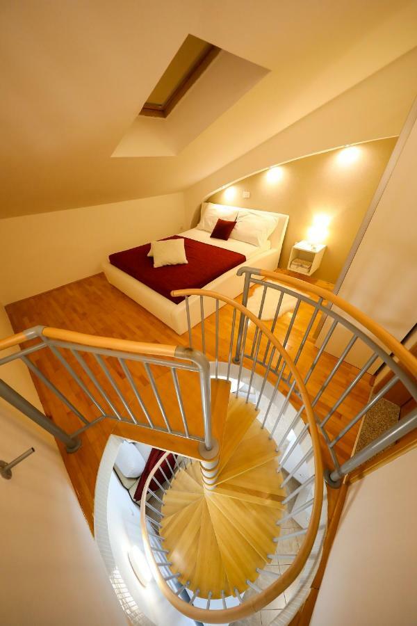 Apartments Tony Biograd Na Moru Exterior photo