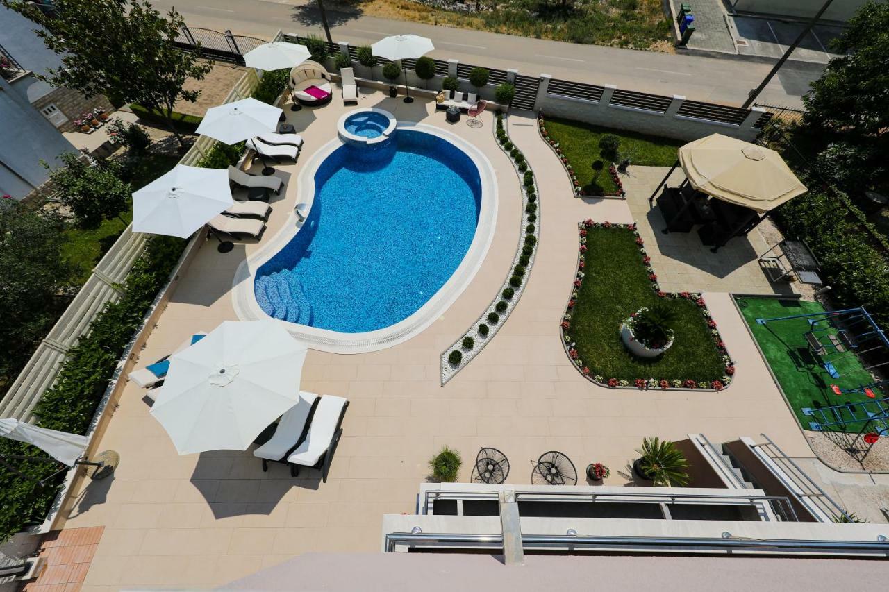 Apartments Tony Biograd Na Moru Exterior photo