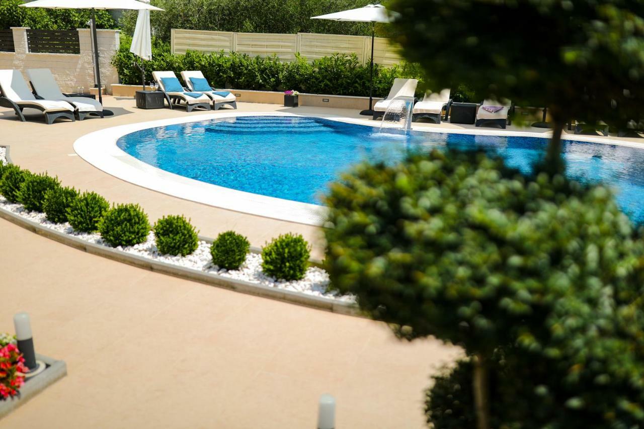 Apartments Tony Biograd Na Moru Exterior photo